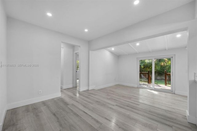 1262 SW 15th Ter, Miami, FL 33145