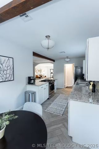 1727 S Knoxville Avenue, Tulsa, OK 74112