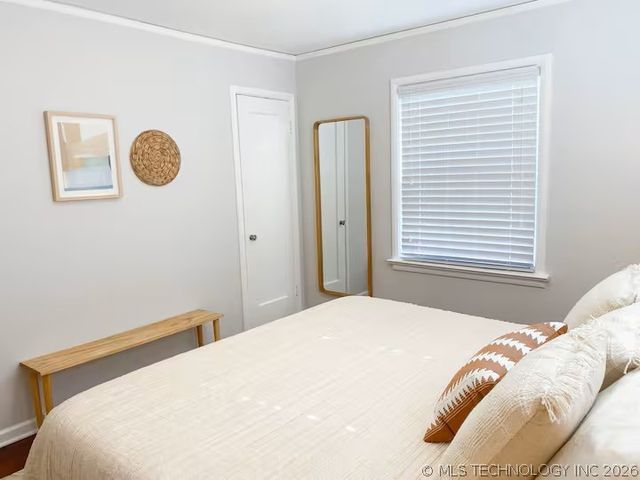 1727 S Knoxville Avenue, Tulsa, OK 74112