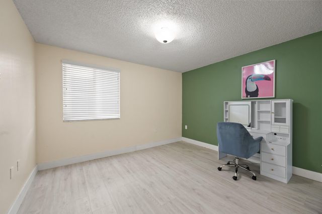 2741 Village Boulevard 303, West Palm Beach, FL 33409