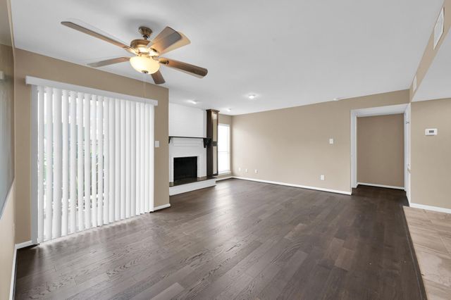 3919 Fairmont Parkway 143, Pasadena, TX 77504