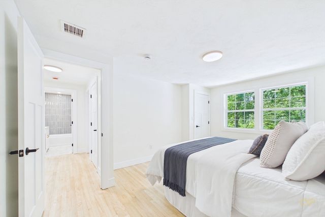 24 David Road, Westport, MA 02790