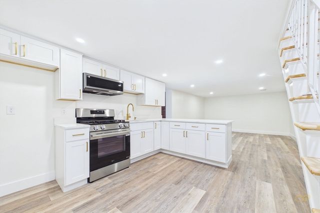 24 David Road, Westport, MA 02790