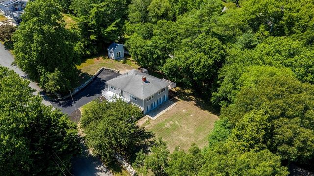 24 David Road, Westport, MA 02790