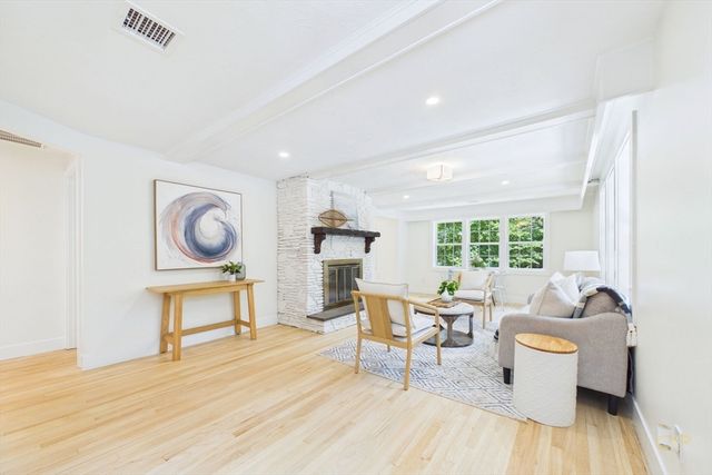 24 David Road, Westport, MA 02790