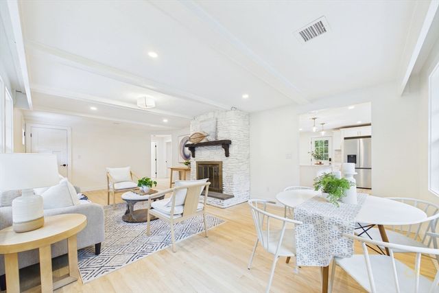 24 David Road, Westport, MA 02790
