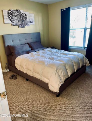 398 Brookview Court, Howell, NJ 07731