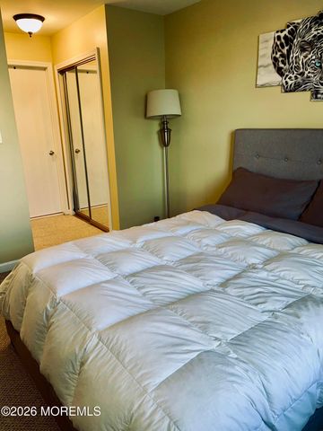 398 Brookview Court, Howell, NJ 07731