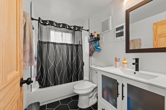 2166 Waldorf Road, Columbus, OH 43229