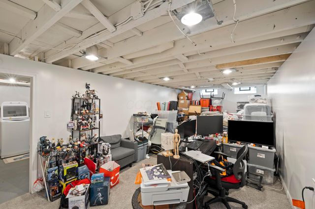 2166 Waldorf Road, Columbus, OH 43229