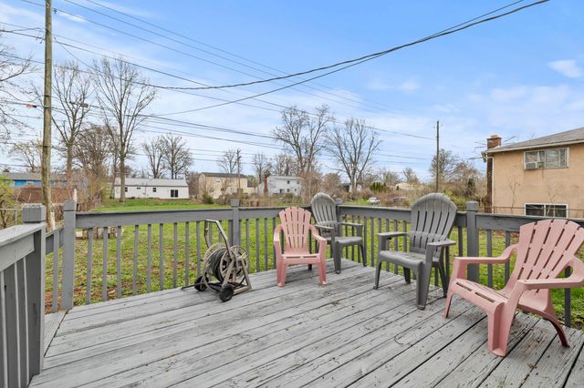 2166 Waldorf Road, Columbus, OH 43229