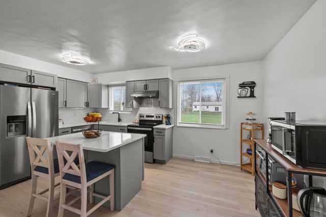 2166 Waldorf Road, Columbus, OH 43229