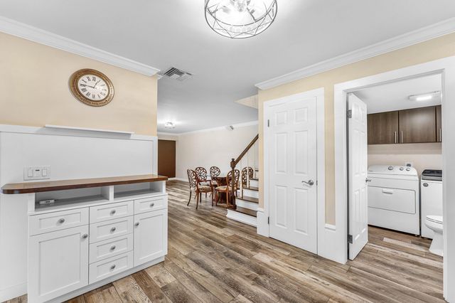 2818 Waterford Drive N, Deerfield Beach, FL 33442