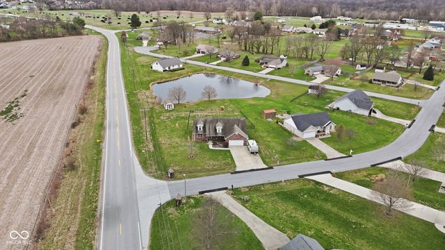 1027 S Teresa Drive, Martinsville, IN 46151