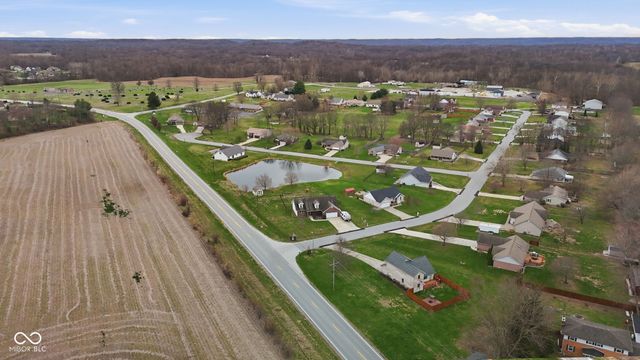 1027 S Teresa Drive, Martinsville, IN 46151