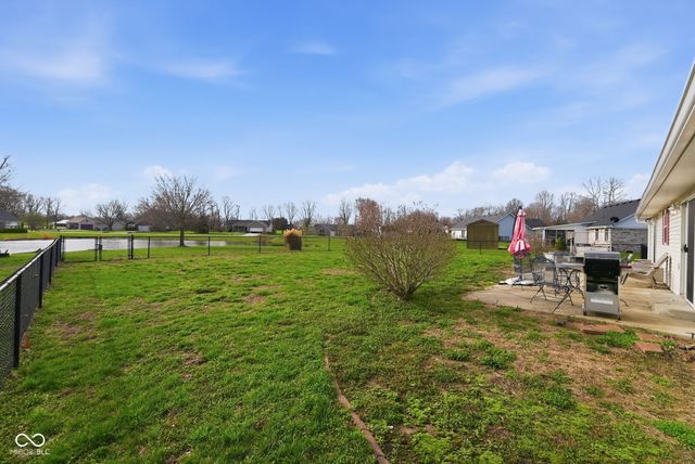 1027 S Teresa Drive, Martinsville, IN 46151