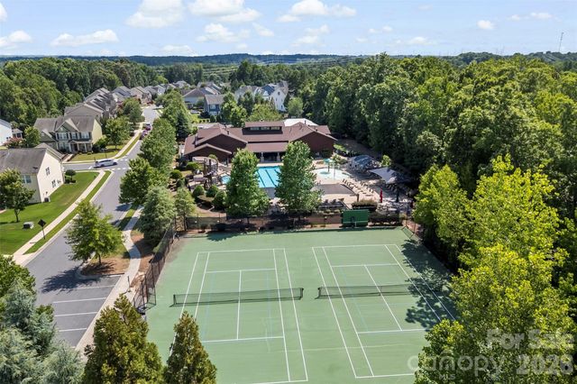 2238 Bluebell Way, Tega Cay, SC 29708