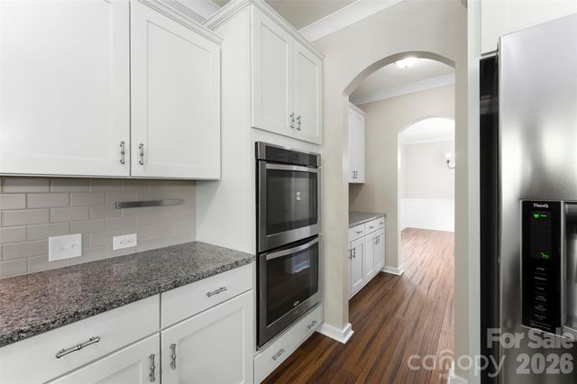 2238 Bluebell Way, Tega Cay, SC 29708