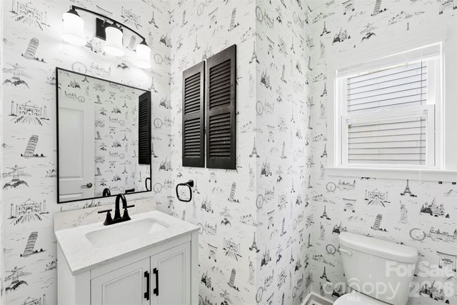 2238 Bluebell Way, Tega Cay, SC 29708