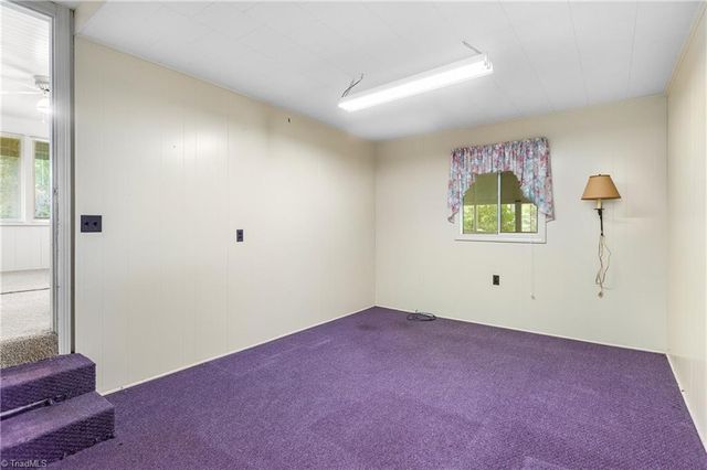 300 E Lee Avenue, Yadkinville, NC 27055