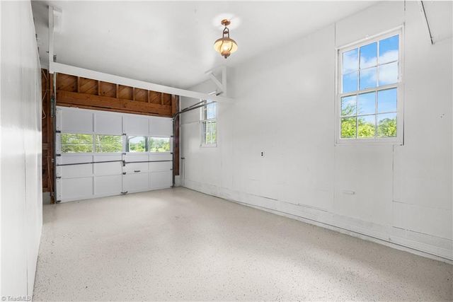 300 E Lee Avenue, Yadkinville, NC 27055