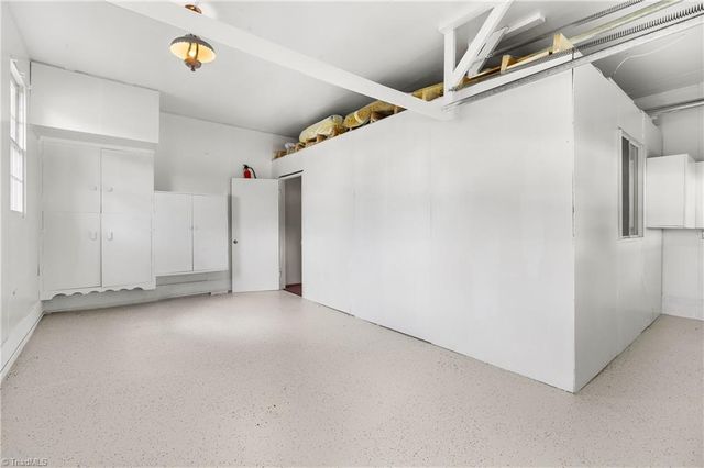 300 E Lee Avenue, Yadkinville, NC 27055