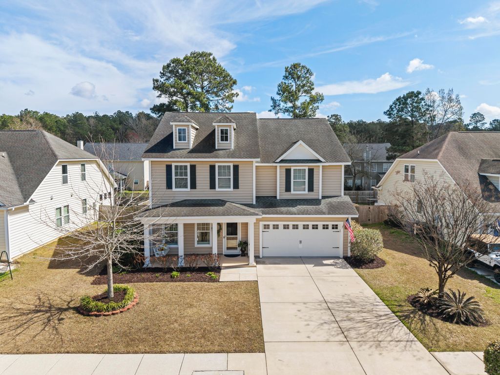 Image 1 of property listing at 220 Devonshire Drive, Moncks Corner, SC 29461