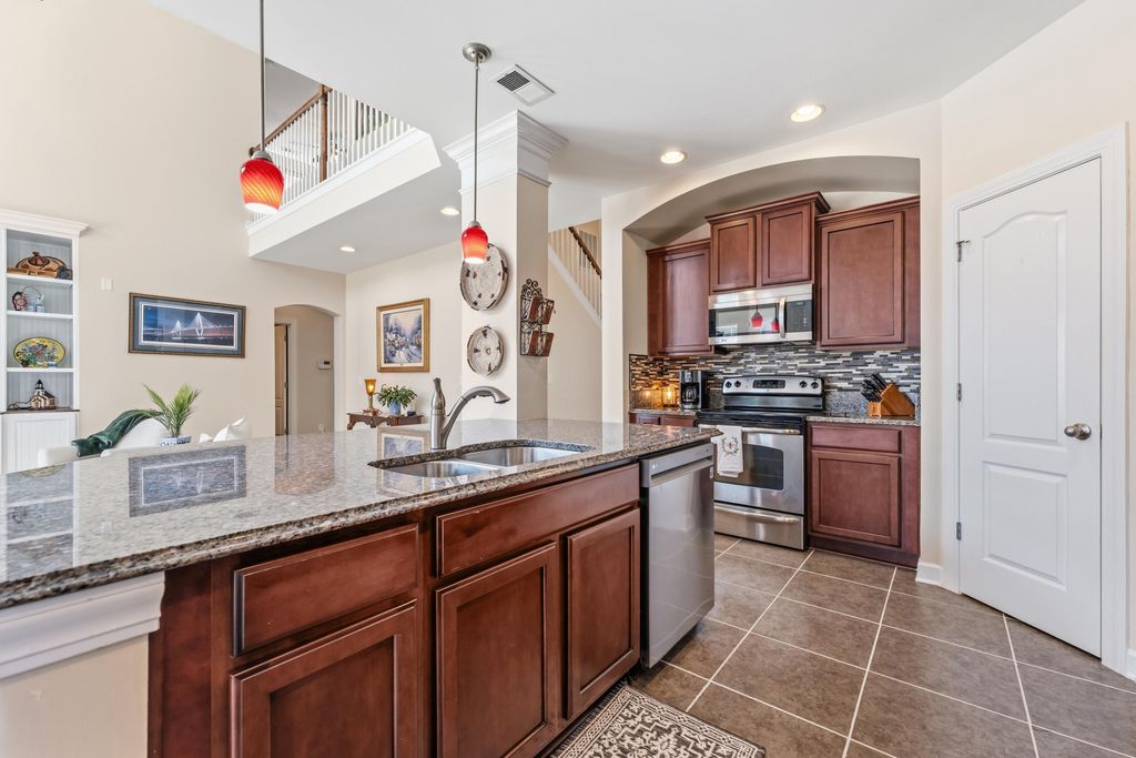 Image 12 of property listing at 220 Devonshire Drive, Moncks Corner, SC 29461