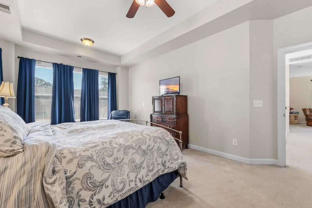 Image 27 of property listing at 220 Devonshire Drive, Moncks Corner, SC 29461