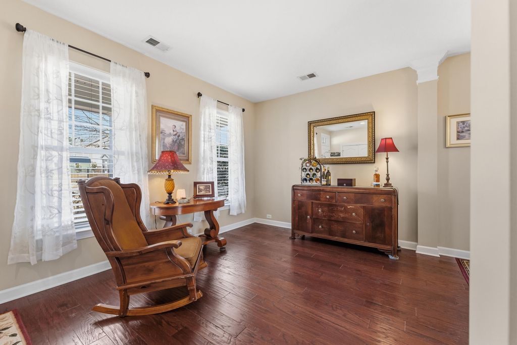 Image 6 of property listing at 220 Devonshire Drive, Moncks Corner, SC 29461