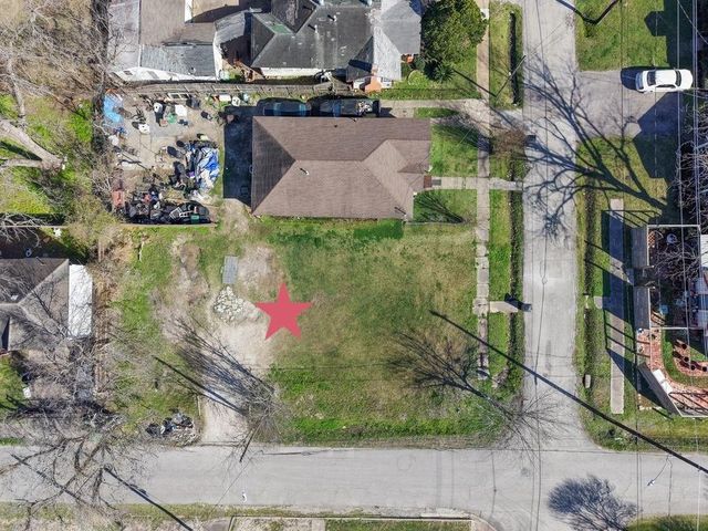 3241 Simmons Street, Houston, TX 77004