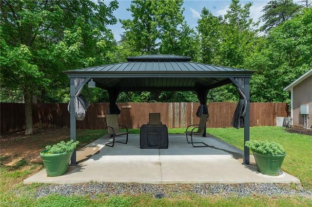 3790 Carvette Court, High Point, NC 27265