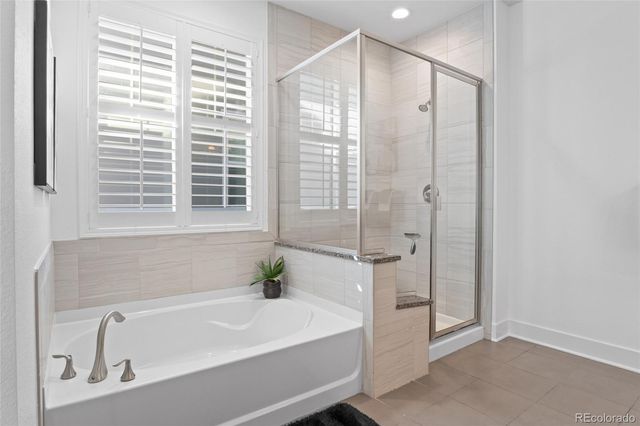 7950 S Flat Rock Way, Aurora, CO 80016