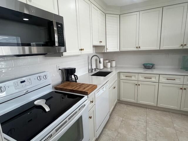 27 Capri A, Delray Beach, FL 33484