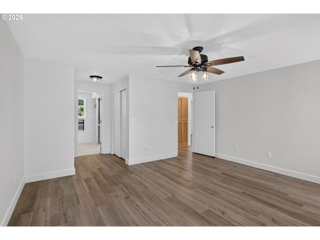 18820 Ne SUNRISE Ln, Yacolt, WA 98675