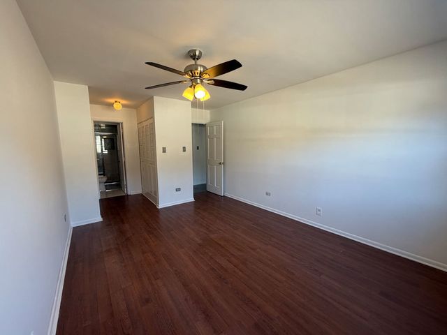 4820 W CONRAD Street 106, Skokie, IL 60077