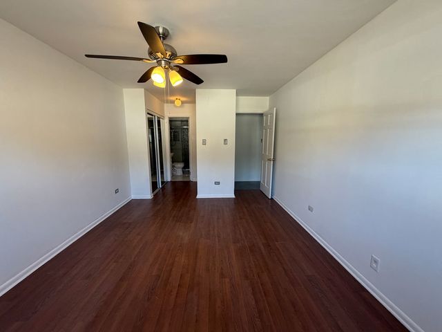 4820 W CONRAD Street 106, Skokie, IL 60077