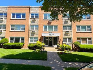 4820 W CONRAD Street 106, Skokie, IL 60077