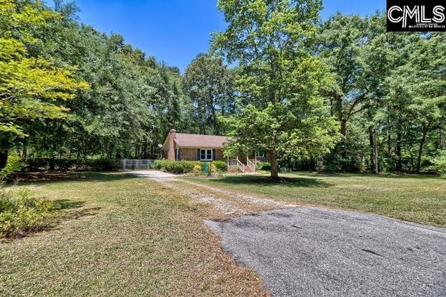 105 Wolfe Lake Lane, Gaston, SC 29053