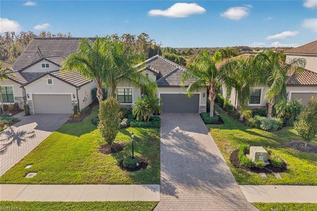 19840 Beechcrest PL, Estero, FL 33928