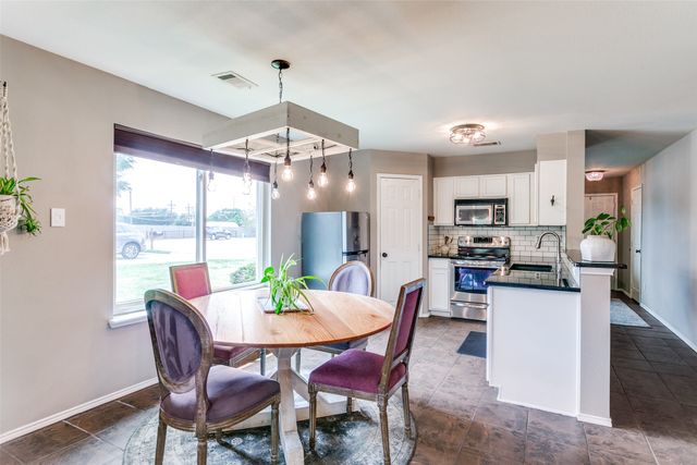 1528 Caymus Court, Lewisville, TX 75067