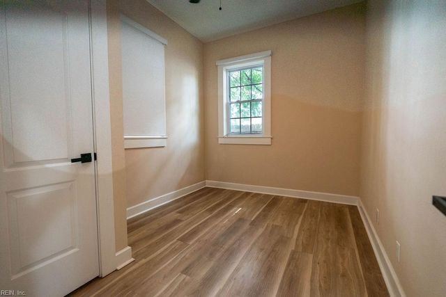 1407 Old Buckroe RD, Hampton, VA 23663