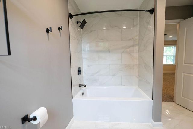 1407 Old Buckroe RD, Hampton, VA 23663