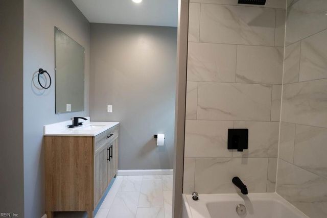 1407 Old Buckroe RD, Hampton, VA 23663