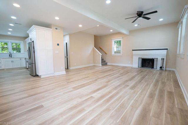 1407 Old Buckroe RD, Hampton, VA 23663