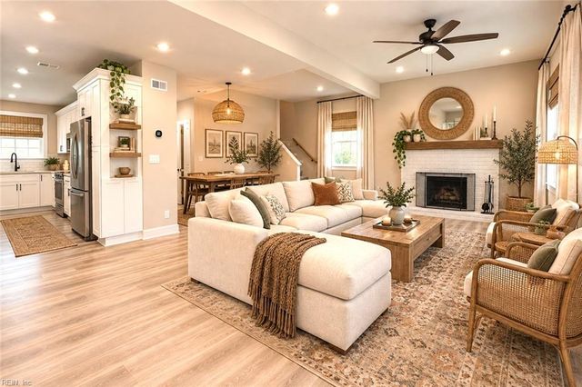 1407 Old Buckroe RD, Hampton, VA 23663
