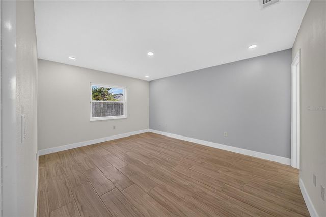 2007 59TH CIRCLE S, St Petersburg, FL 33712