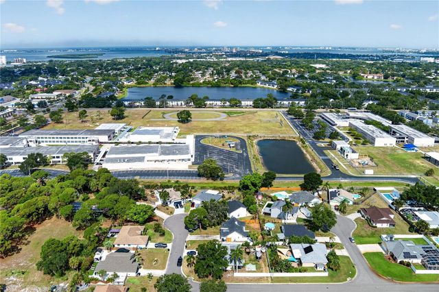 2007 59TH CIRCLE S, St Petersburg, FL 33712