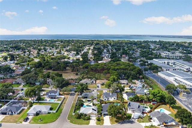 2007 59TH CIRCLE S, St Petersburg, FL 33712