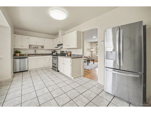 6925 W Colorado Dr, Lakewood, CO 80232